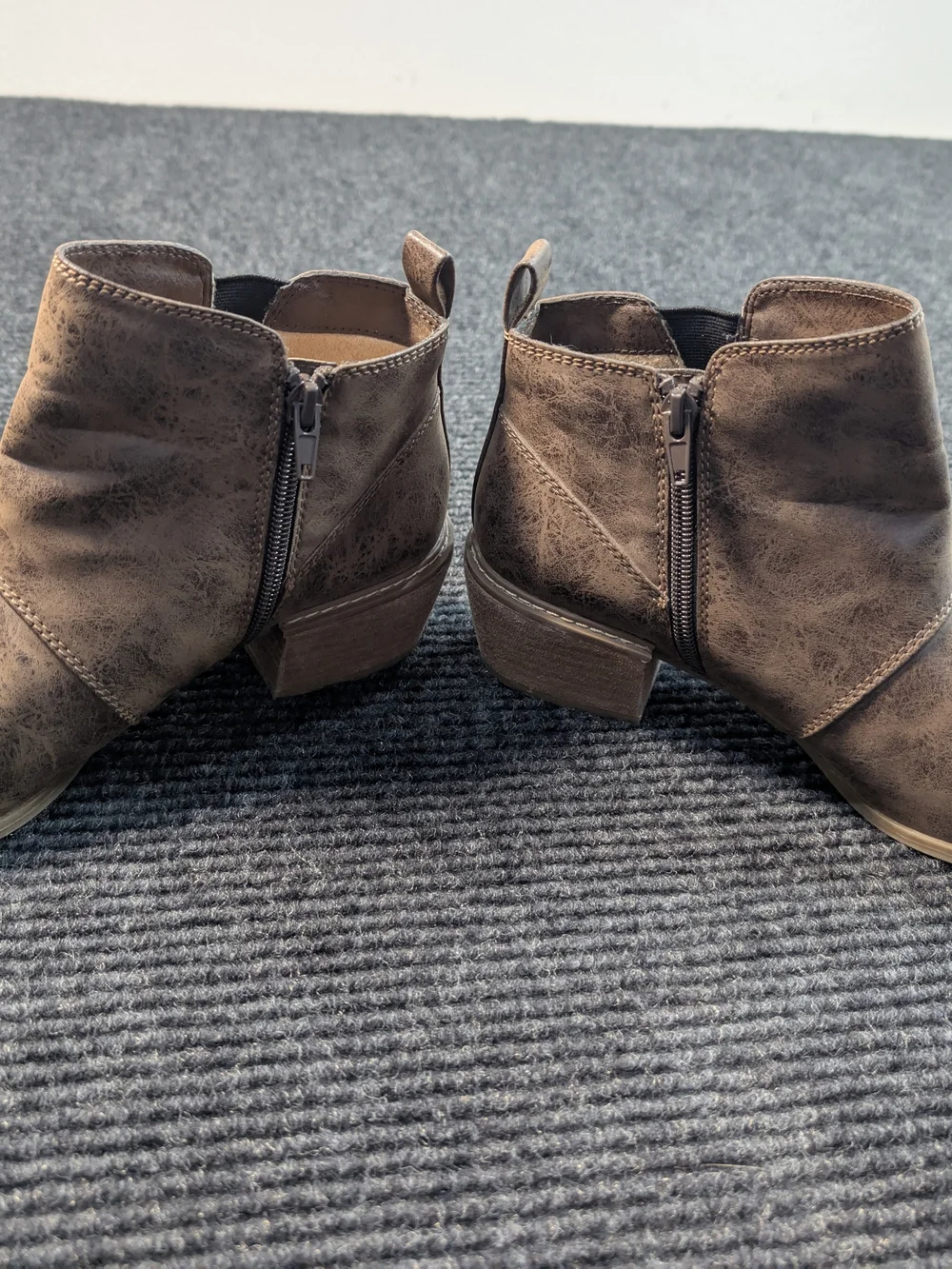 SOUL Naturalizer Distressed Taupe Ankle Booties
